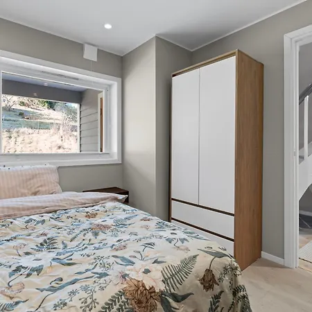 And Modern Terraced House In Bergen